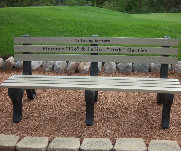 Flo-Josh-Hartjes-bench